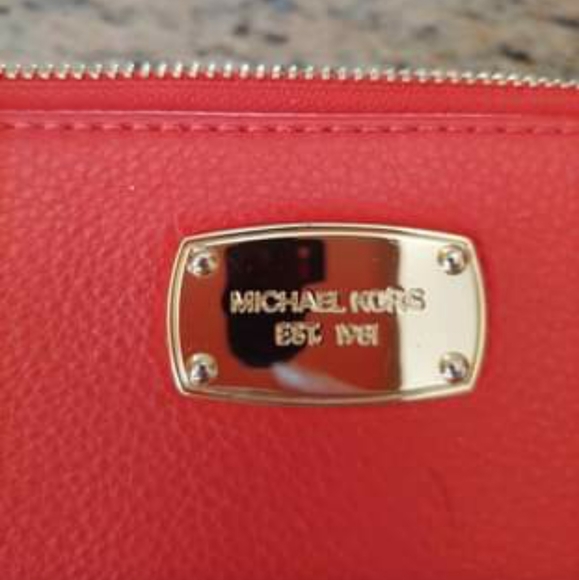Michael Kors set - Picture 6 of 6